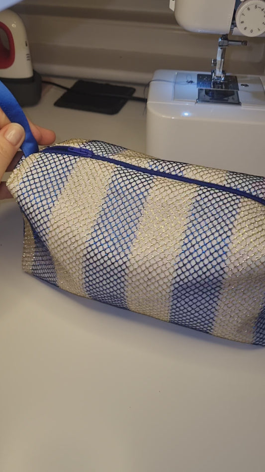 Cosmetic bag